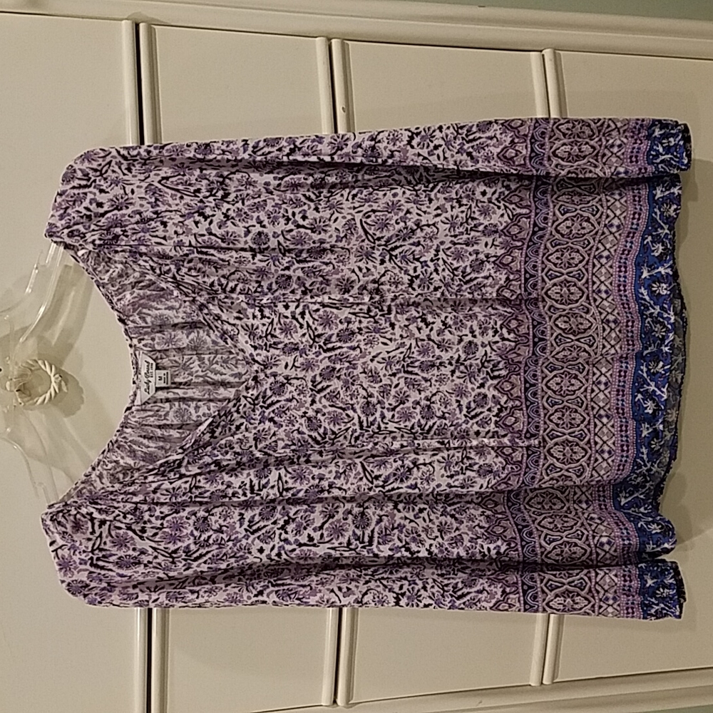 Lucky Brand top, Size M, Great Condition